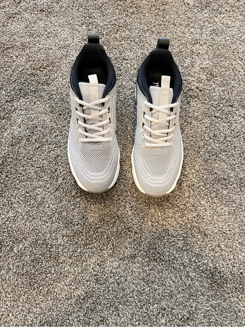 Men's White Mesh Sneakers with Black Collar - Lightweight Casual Shoe